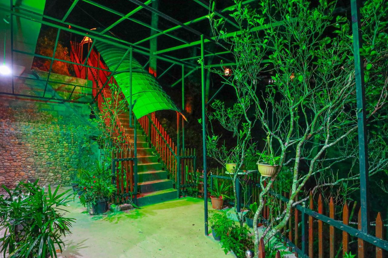 Zircon Ella Bed and Breakfast Εξωτερικό φωτογραφία